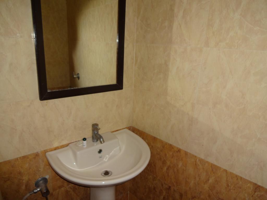 Hotel Darbar View Amritsar Ruang foto