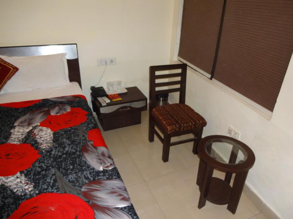 Hotel Darbar View Amritsar Ruang foto