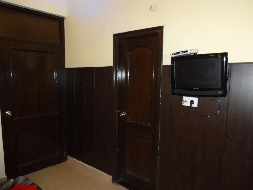 Hotel Darbar View Amritsar Ruang foto