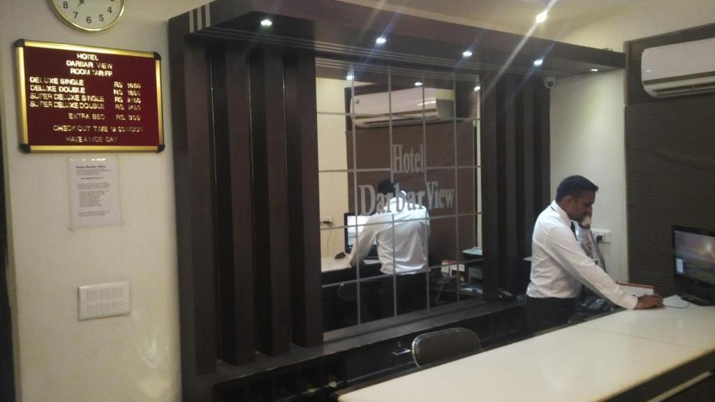 Hotel Darbar View Amritsar Bagian luar foto